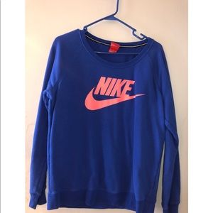 Nike Sweater